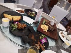 -东方豪景花园酒店·怡景旋转餐厅