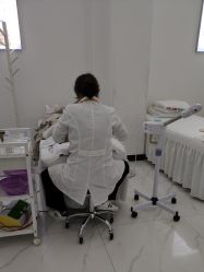 -痘敏医生专业祛痘连锁