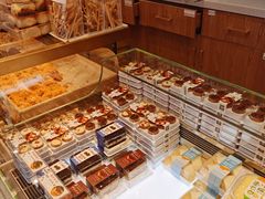-酥侯糕点(靖江路店)