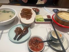-梅利汴京烤鸭•开封豫菜地标店(东大街店)