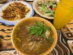 -朝花夕拾中餐厅(台儿庄古城复兴广场店)