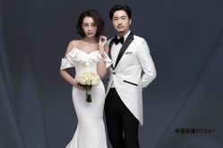 现代简约-巴黎婚纱摄影工作室