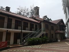 -香港大学