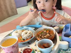 -水桶王国主题餐厅·聚会·生日派对·亲子活动·家庭套餐(亚龙湾希尔顿店)