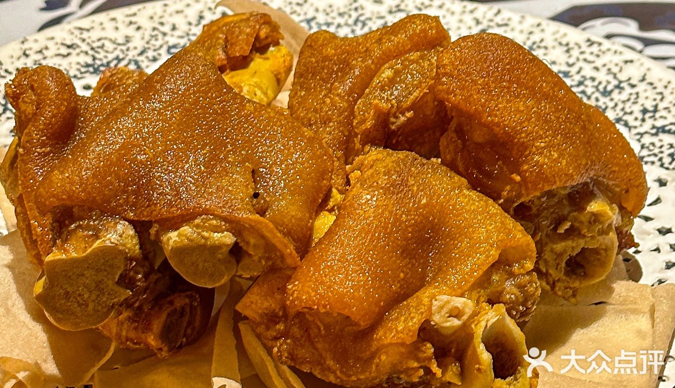 广州天河这里的晚上太热闹了吧！感受民族文化的魅力🥳🥳