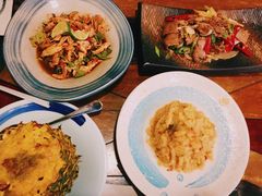 菠萝饭-紫滇源云南生态菜(丹凤街店)