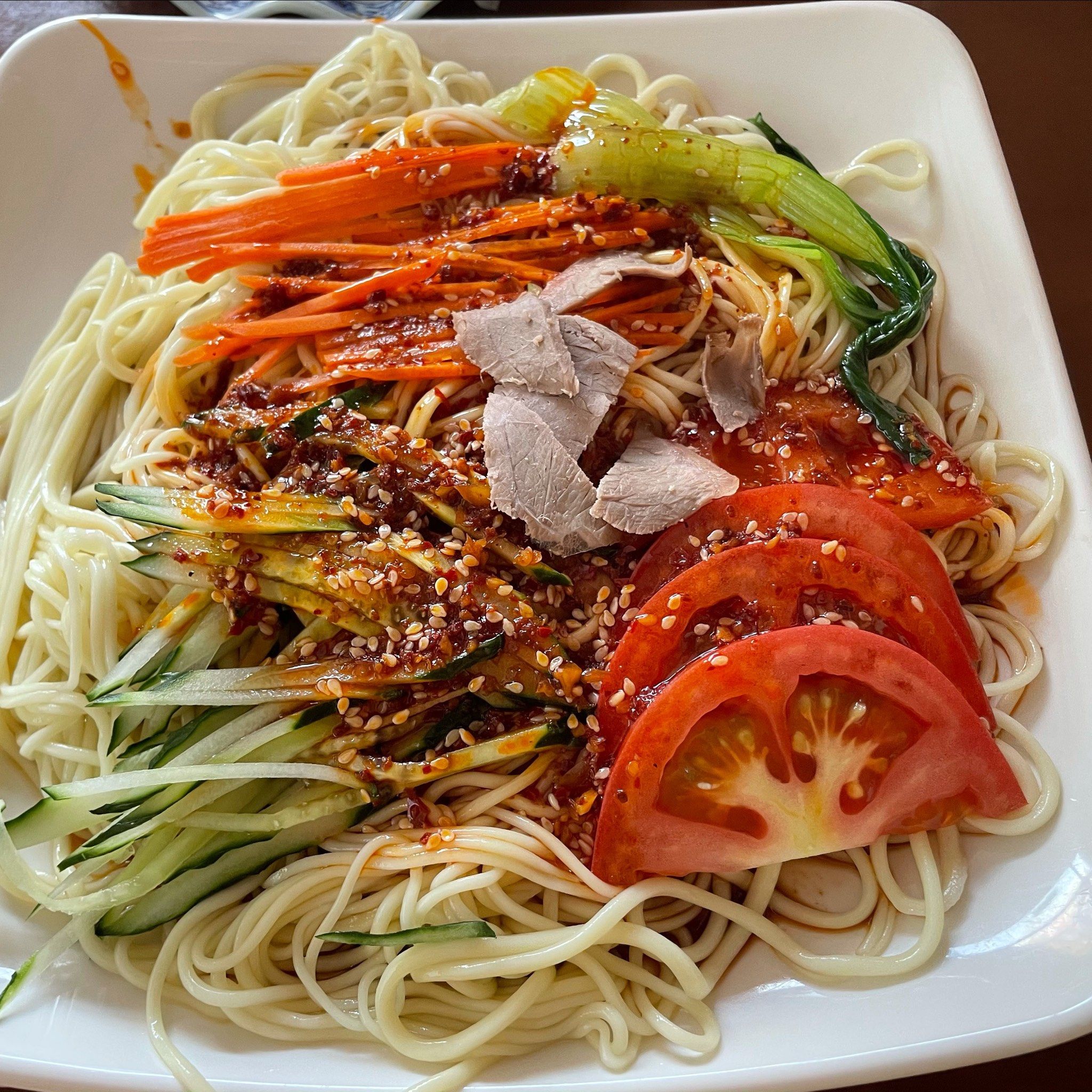 夏天就想吃凉拌面