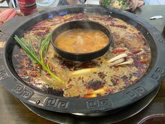 -黄潇洒老火锅(九眼桥宏济巷店)