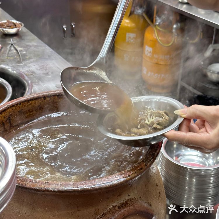 在泉州!不会要轻易怀疑闽南人的牛肉馆…..