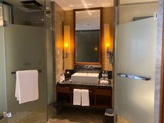 -三亚湾海居铂尔曼度假酒店