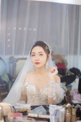 -欣薇婚纱(新源乐汇城店)