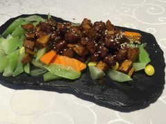 -湖庭壹品鸭王·传统北京烤鸭·别墅私房菜·庭院宵夜(江宁店)