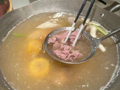 -左庭右院鲜牛肉火锅(金山万达店)