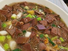 -侬佳蒸菜馆(听潮店)