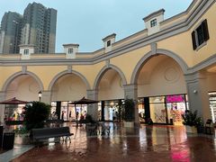 -佛罗伦萨小镇广佛名品奥特莱斯(疏港路店)