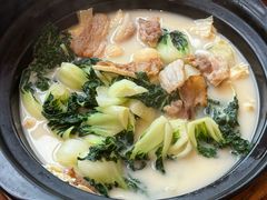-凤阁楼果木烧鹅(鹤山陈山店)