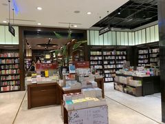 -诚品(信义店)