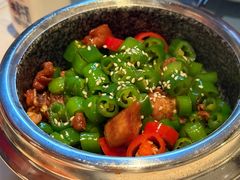 石锅辣子鸡-荣小馆(临海世纪花城店)