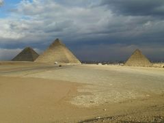-吉萨金字塔群