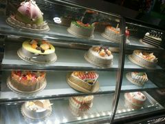 -三色鸽西饼店(黄河路店)