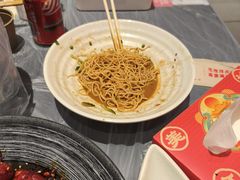 -肥肥虾庄·金牌油焖大虾(杨园滨江时代walk店)