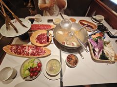 -左庭右院鲜牛肉火锅(七宝领展广场店)