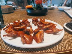 脆皮乳鸽-新荣记(西溪湿地店)