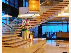 -上海龙之梦万丽酒店