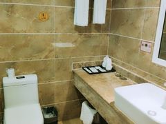 -怡华威斯达酒店(重庆医科大学附属儿童医院店)