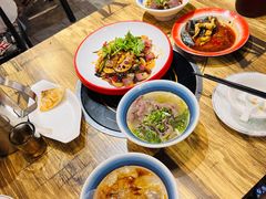 -冯烫烫跷脚牛肉·川菜小馆(武胜西街店)