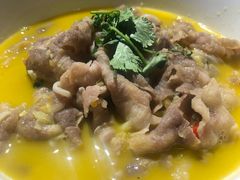 酸汤肥牛-周大厨辣椒炒肉(巨龙路店)