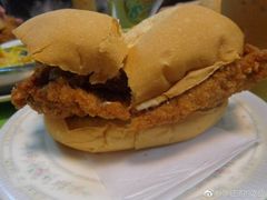 猪扒包-胜利茶餐室