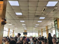 等位区-崖口煲仔饭