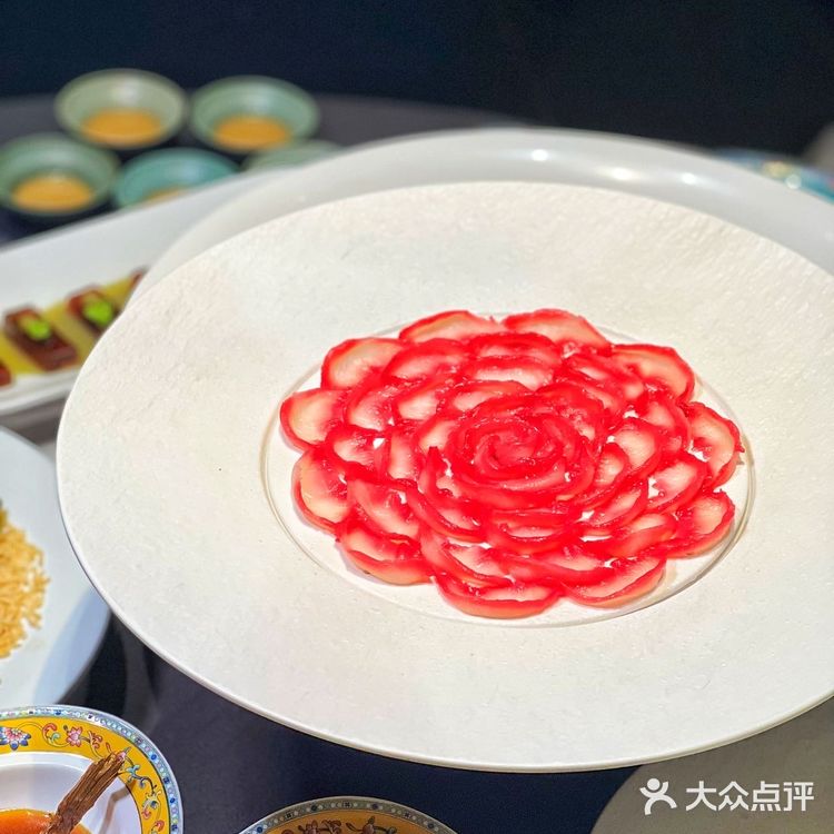 帝都人气榜单必须有肆月河豚的一席之位