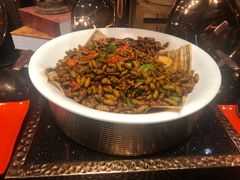 -四海一家自助餐(益田假日广场店)