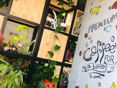 -ZING COFFEE 镜咖啡