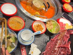 -醉董牛川派鲜肉自选火锅(烟台店)