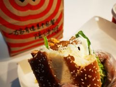 -肯德基(南京站A2检票口楼上)