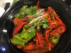 -虾弄弄海派小龙虾·牛羊蝎子火锅