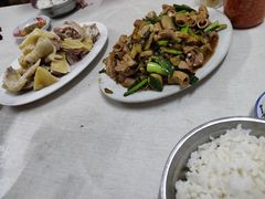 -灵山卢梅燕粉店