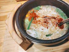 -勺子米线·云南传统小吃市集(四方街店)