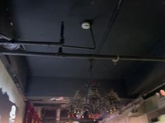 -荒岛实景沉浸密室(江汉路1店)