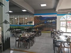 -布尔津河堤夜市