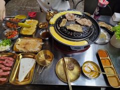 -胡悦里韩式烤肉(芝罘万达广场店)