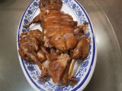 香酥鸭-广迎居老正兴菜馆