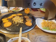 -韩呈黑牛家烤肉(太原街万达店)