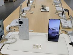 -华为授权体验店(中山公园来福士)