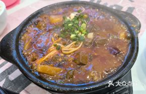 Braised Duck Blood with Sour Cabbage