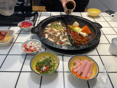 -卤校长重庆火锅(恒隆广场店)