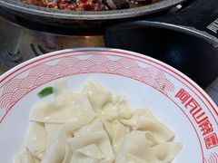 -阿瓦山寨·湘菜现炒·剁椒鱼头王(咸阳总店)